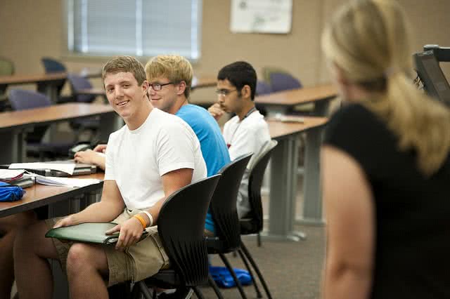 How to Write a Winning Scholarship Essay That Stands Out